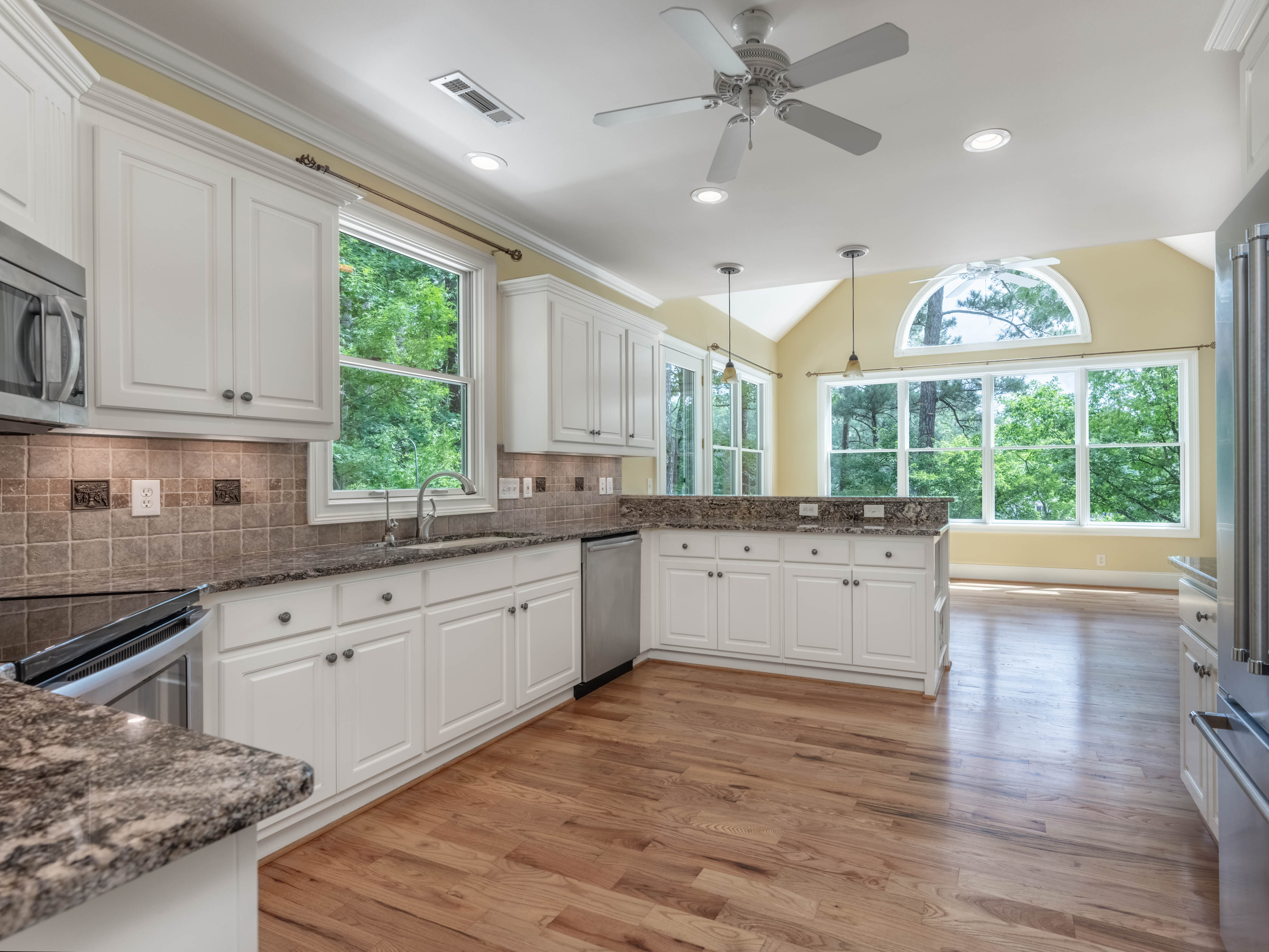 1141 Davison Drive image 10